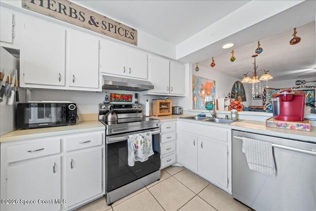 2012 Grant Place 102, Melbourne, FL 32901