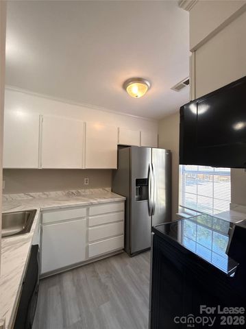 4042 Briarhill Drive, Charlotte, NC 28215