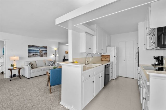31561 Table Rock Drive 411, Laguna Beach, CA 92651