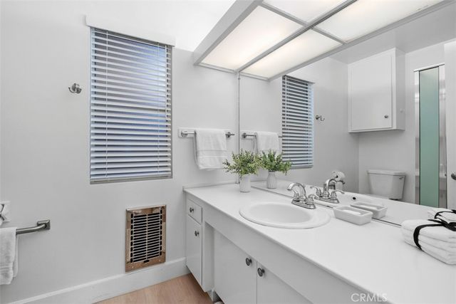 31561 Table Rock Drive 411, Laguna Beach, CA 92651