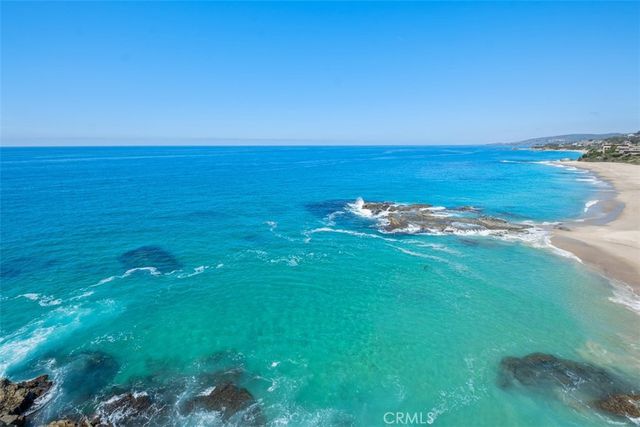 31561 Table Rock Drive 411, Laguna Beach, CA 92651