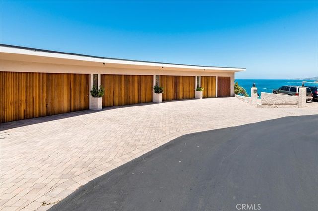 31561 Table Rock Drive 411, Laguna Beach, CA 92651