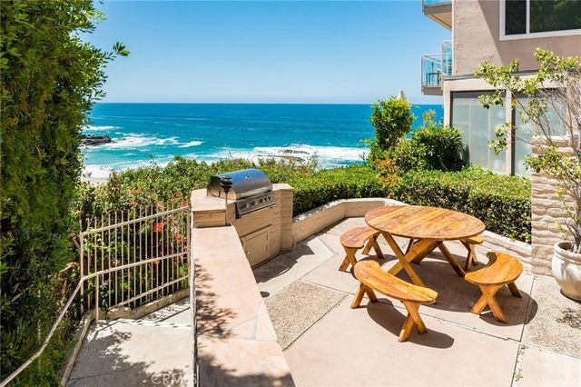31561 Table Rock Drive 411, Laguna Beach, CA 92651