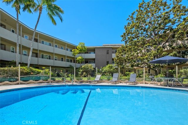 31561 Table Rock Drive 411, Laguna Beach, CA 92651