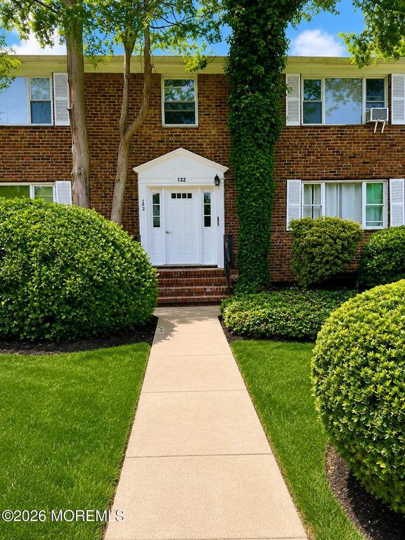 132 South Street 132C, Red Bank, NJ 07701