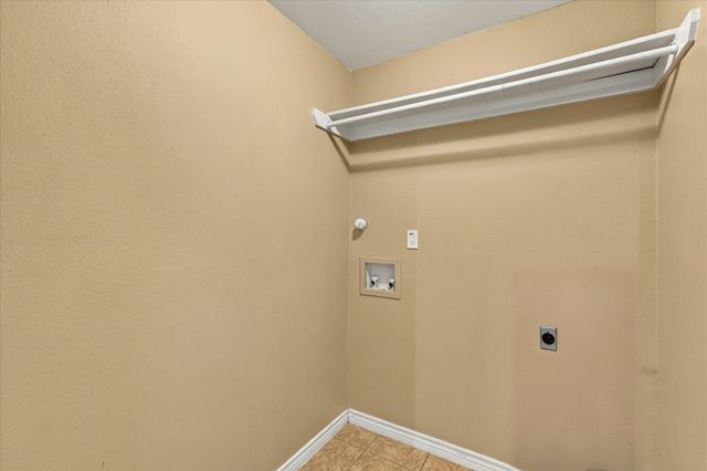 902 Parkplace Ridge, Princeton, TX 75407