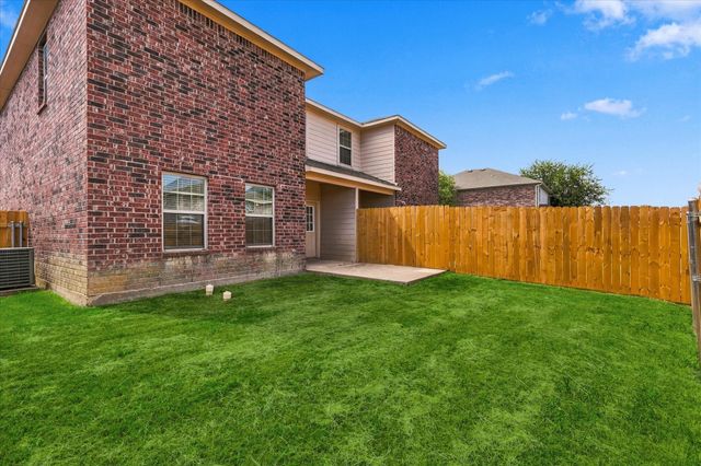 902 Parkplace Ridge, Princeton, TX 75407