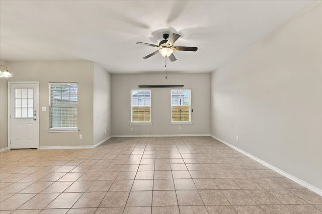 902 Parkplace Ridge, Princeton, TX 75407