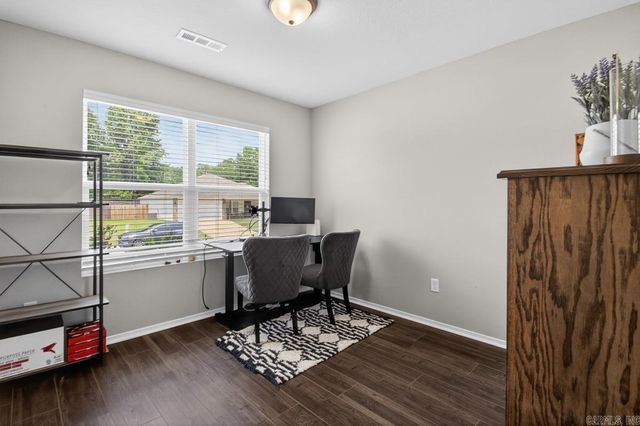 1939 Auburn Hills Drive, Benton, AR 72015