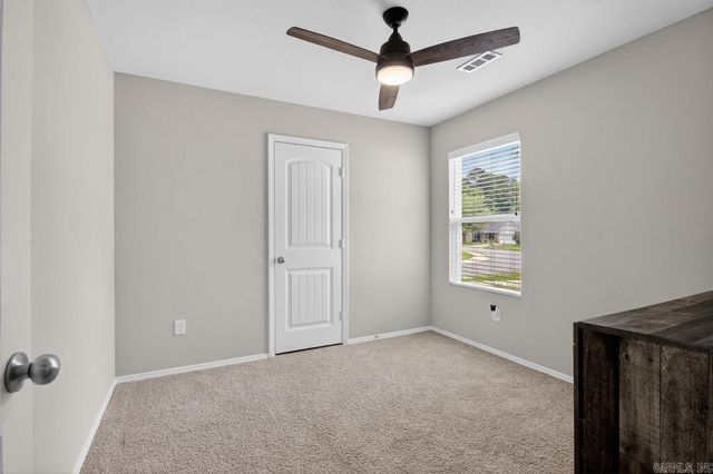1939 Auburn Hills Drive, Benton, AR 72015