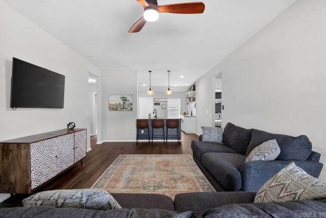 1939 Auburn Hills Drive, Benton, AR 72015