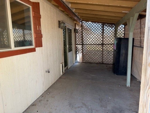 2331 E Leroy Avenue, Kingman, AZ 86409