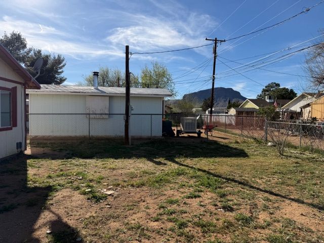 2331 E Leroy Avenue, Kingman, AZ 86409