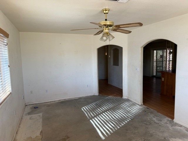 2331 E Leroy Avenue, Kingman, AZ 86409