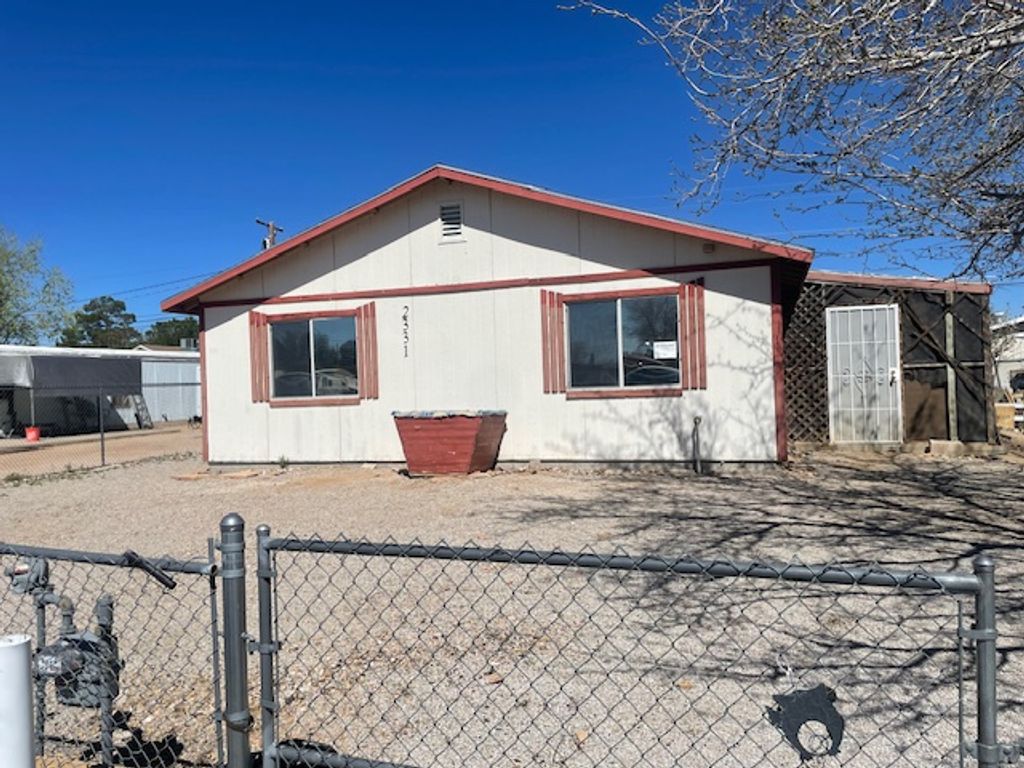 2331 E Leroy Avenue, Kingman, AZ 86409
