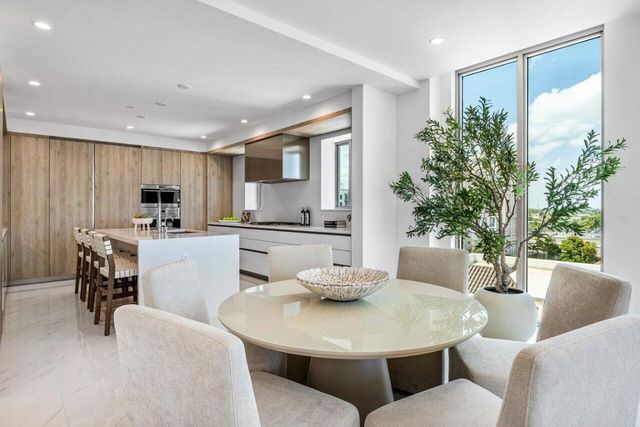 495 E Royal Palm Road 601, Boca Raton, FL 33432