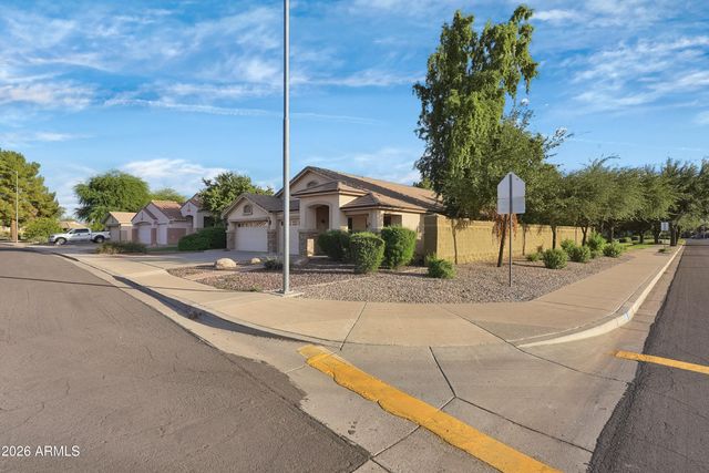 5633 E GROVE Circle, Mesa, AZ 85206