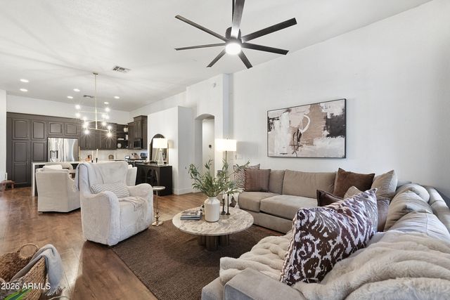 5633 E GROVE Circle, Mesa, AZ 85206