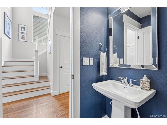 2356 Akron St, Denver, CO 80238