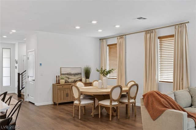 6525 Twin Brooks Avenue, Las Vegas, NV 89139