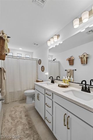6525 Twin Brooks Avenue, Las Vegas, NV 89139