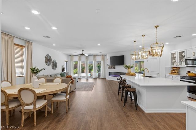 6525 Twin Brooks Avenue, Las Vegas, NV 89139