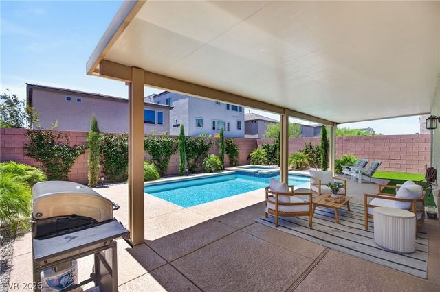6525 Twin Brooks Avenue, Las Vegas, NV 89139