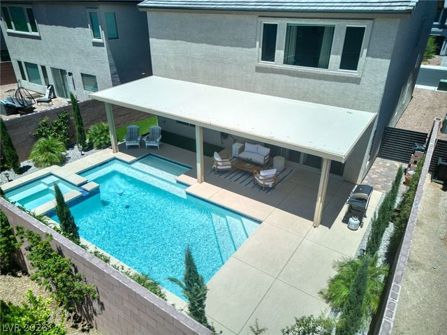 6525 Twin Brooks Avenue, Las Vegas, NV 89139