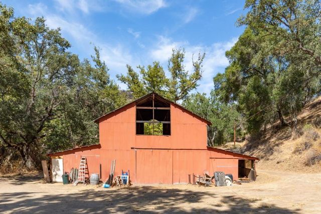 20500 CACHAGUA Road, Carmel Valley, CA 93924