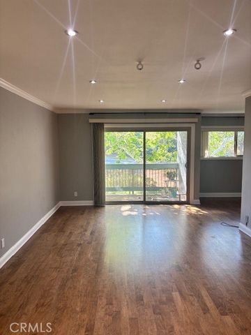 4720 Park Granada, Calabasas, CA 91302