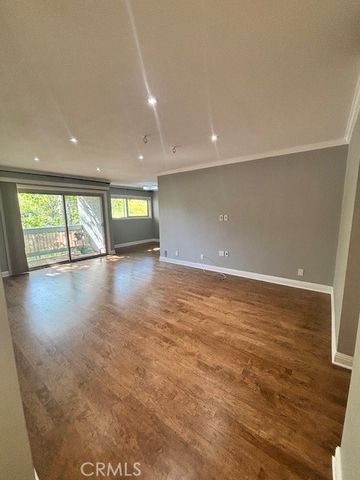 4720 Park Granada, Calabasas, CA 91302