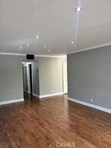 4720 Park Granada, Calabasas, CA 91302