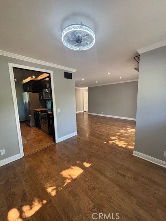 4720 Park Granada, Calabasas, CA 91302