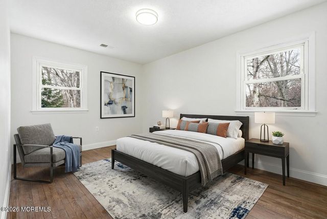 16 Crest Road, Jackson, NJ 08527