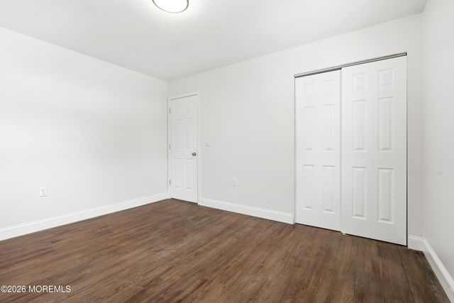 16 Crest Road, Jackson, NJ 08527