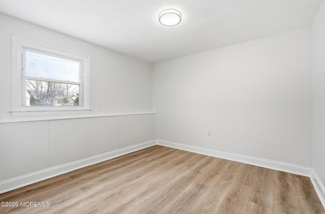 16 Crest Road, Jackson, NJ 08527