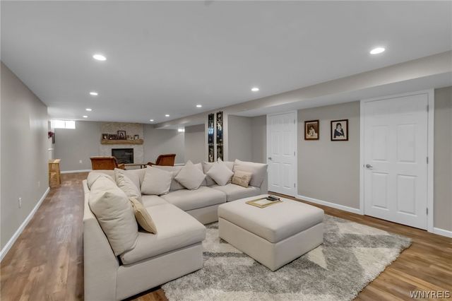72 Dockside Parkway, Amherst, NY 14051