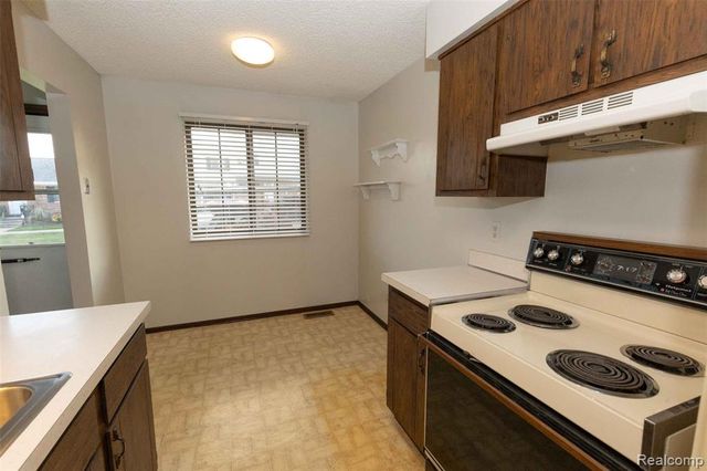 125 Cuttle Road 44, Marysville, MI 48040