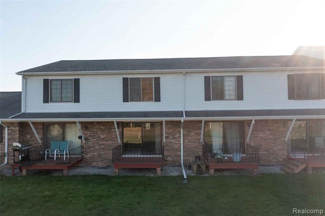 125 Cuttle Road 44, Marysville, MI 48040