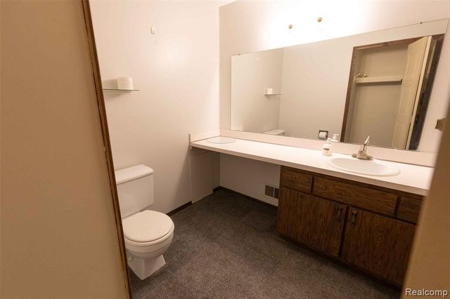 125 Cuttle Road 44, Marysville, MI 48040