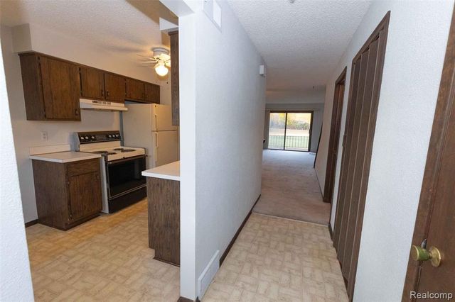 125 Cuttle Road 44, Marysville, MI 48040