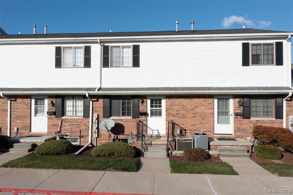 125 Cuttle Road 44, Marysville, MI 48040