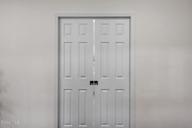 2 Birch Court, North Greenbush, NY 12180