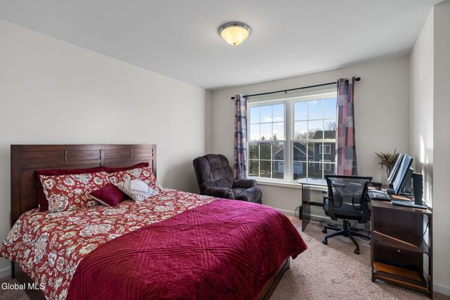 2 Birch Court, North Greenbush, NY 12180