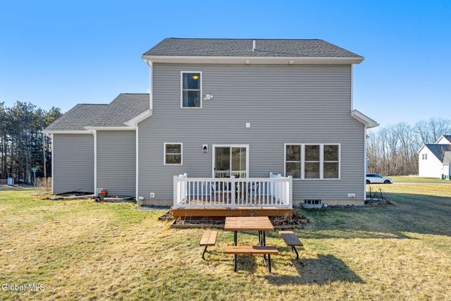 2 Birch Court, North Greenbush, NY 12180