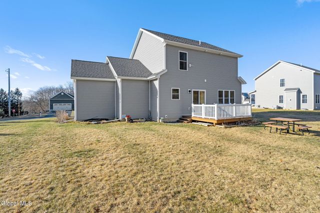 2 Birch Court, North Greenbush, NY 12180