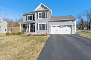 2 Birch Court, North Greenbush, NY 12180
