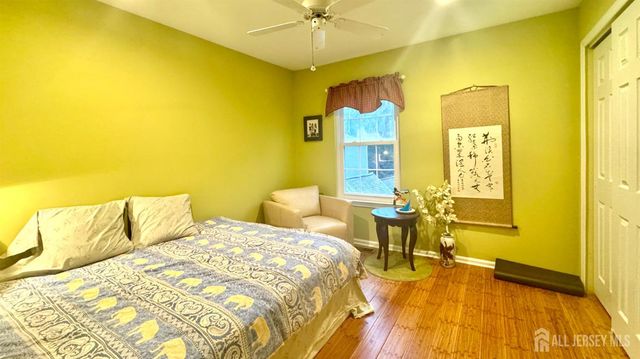 32 Ketley Place, Princeton, NJ 08540