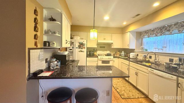 32 Ketley Place, Princeton, NJ 08540