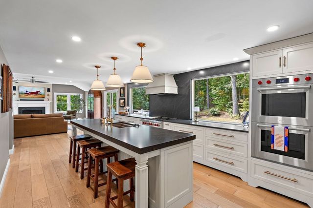 16 Wedgewood Rd, Stow, MA 01775